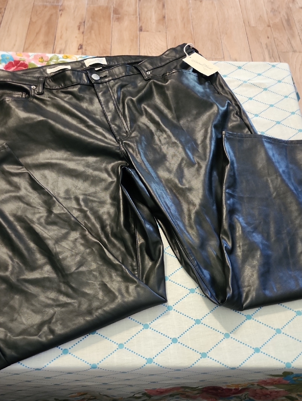 Universal Thread Black Faux Leather Skinny Pants